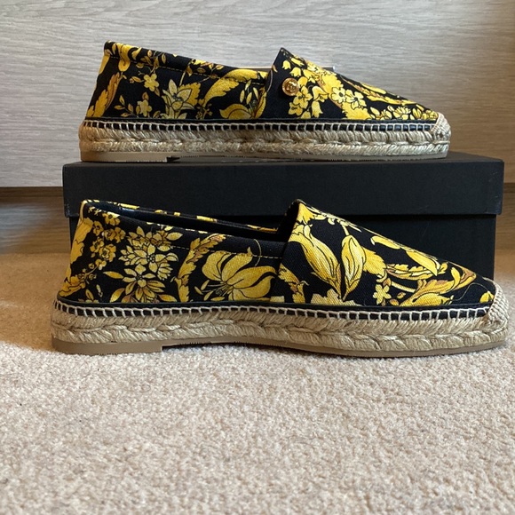 Versace floral canvas espadrilles - Picture 4 of 7